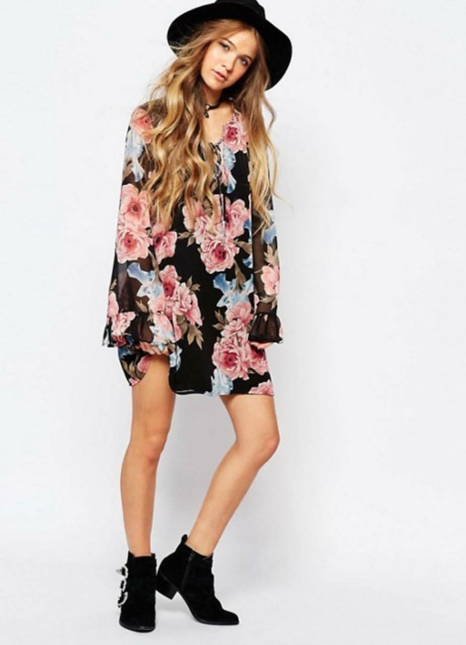Bloomin' Black Flora Bell Sleeve Shift Dress